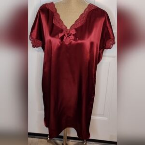 Vintage Victoria's Secret Gold Label Deep Red Cranberry Satin Chemise Size M/L